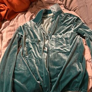 Turquoise crushed velvet top